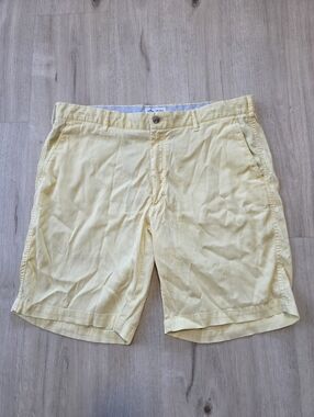Peter Millar Bedford Cotton-Blend Short Men's Size 36 Yellow